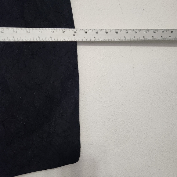 Ann Taylor Skirt - Picture 3 of 9